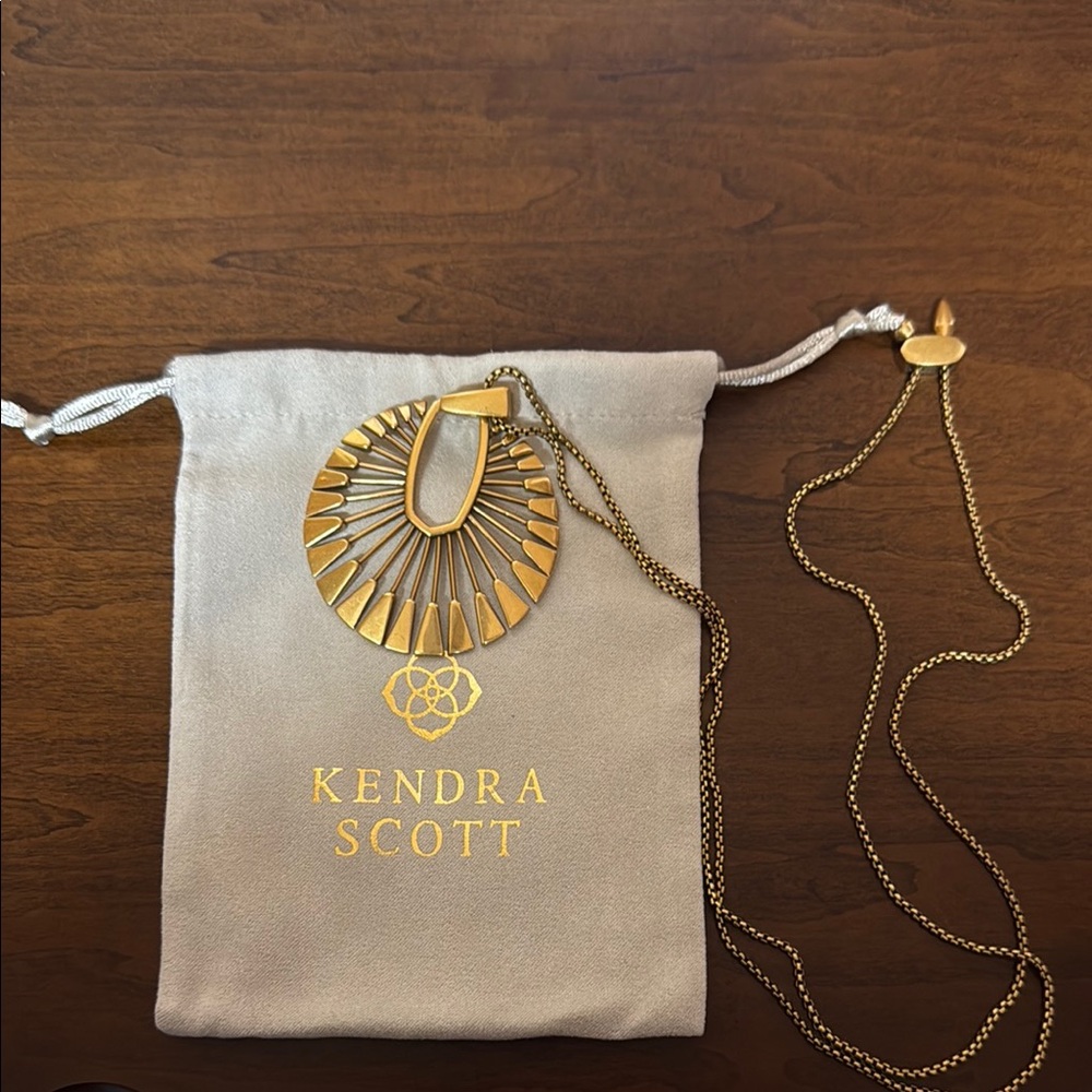 Kendra Scott Gold Pendant Necklace